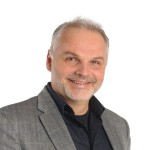 Dr. Gernot Brunner